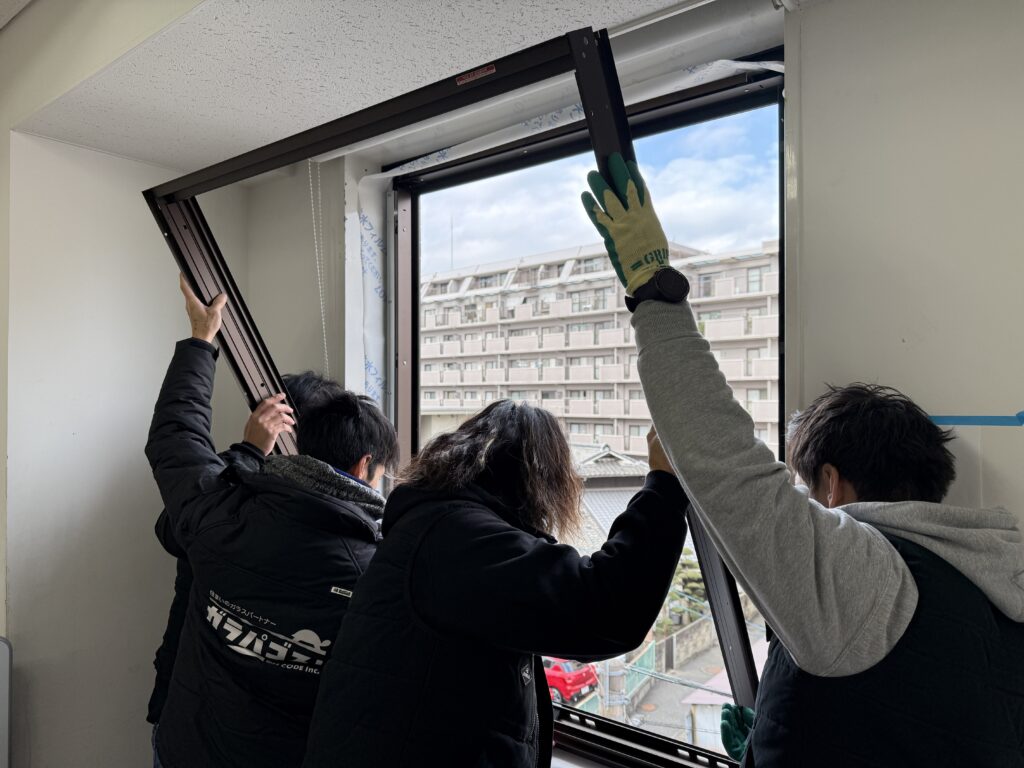 窓のカバー工法とは？