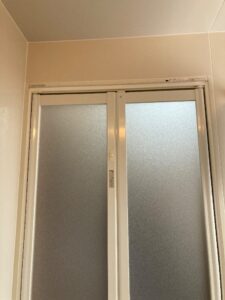 浴室の折戸をドアリモの浴室ドアに取り替えたあと